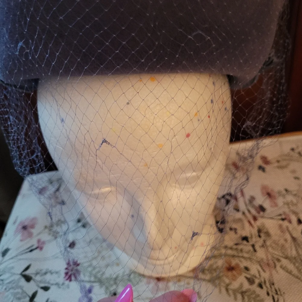 Elegant Blue Veil Hat - Picture 6 of 11